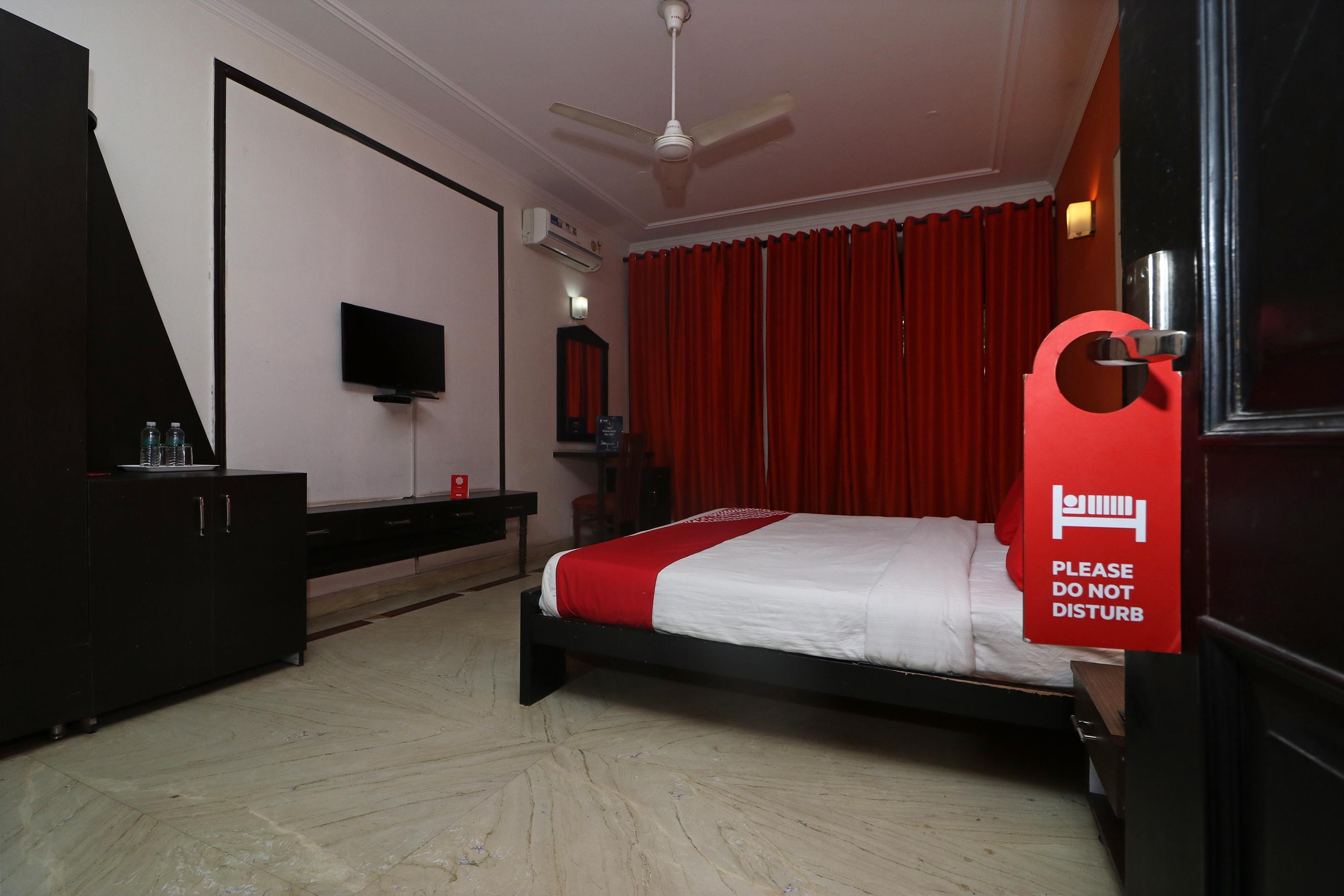 Super Hotel O Hare Rama Guest House Új-Delhi Kültér fotó