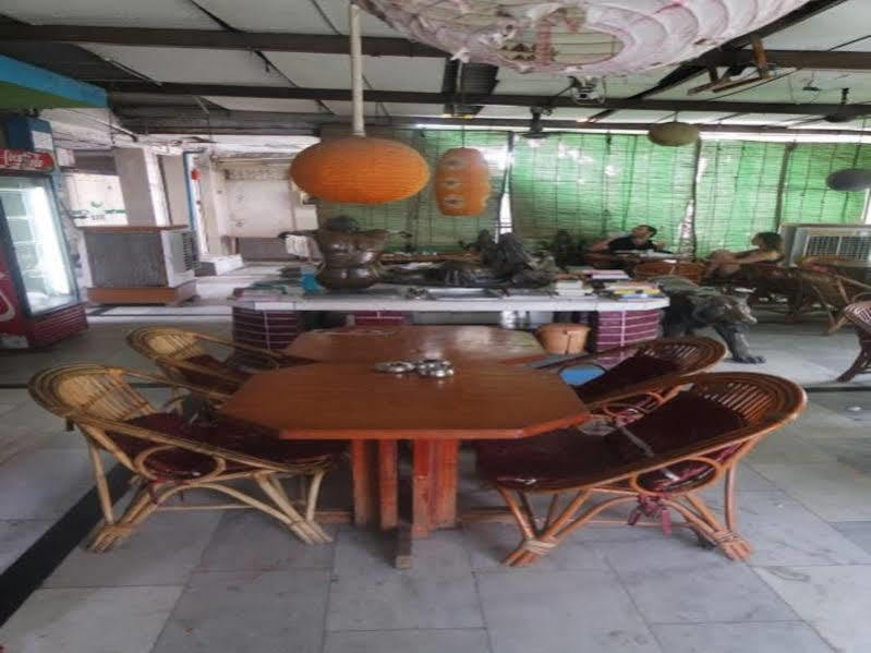 Super Hotel O Hare Rama Guest House Új-Delhi Kültér fotó